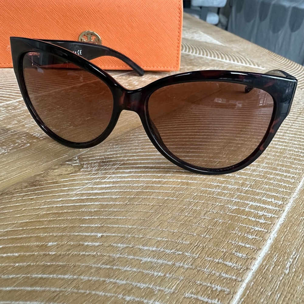 Tory Burch Tortoise Shell Cat-Eye Sunglasses